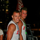 Fürdőztek az éjszakában