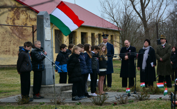 Kossuth-ünnepség Ihászon