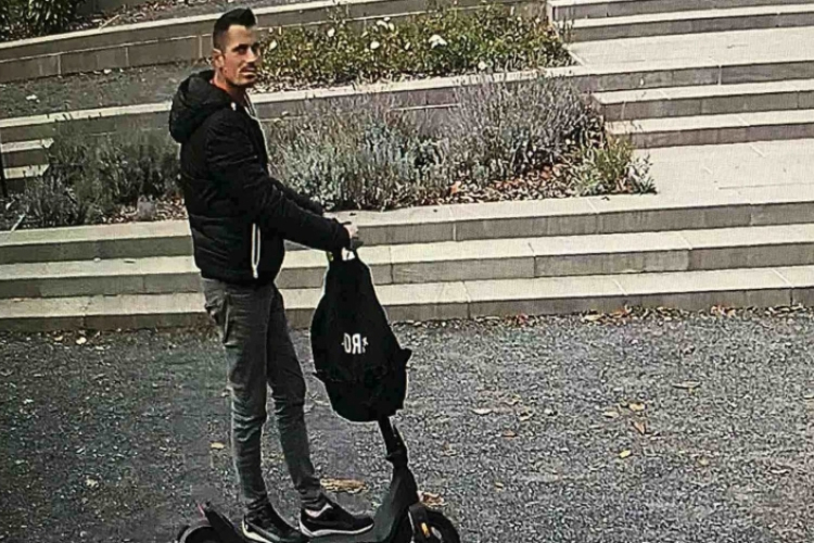 Keresi a rendőrség a képen látható férfit!