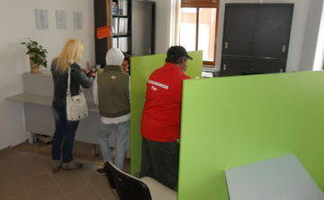 Már új helyén keresse a Közszolgot!