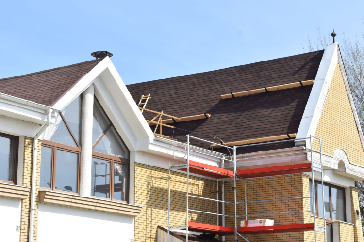 Jól halad a Városi Sportcsarnok felújítása