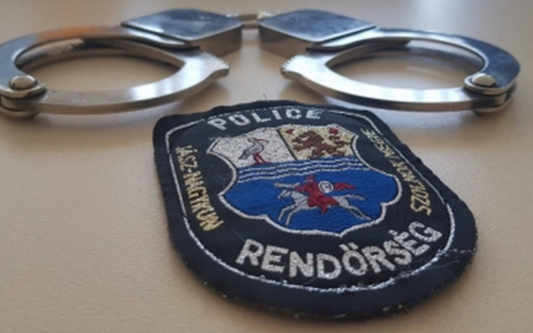 Kihasználta a sértett vendégszeretetét a férfi, eljárás indult ellene