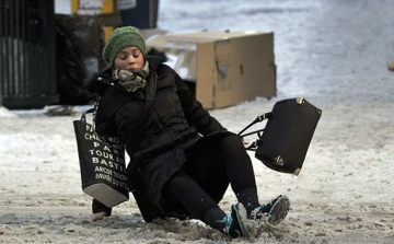 Ónos eső - Nagyüzem a mentősöknél