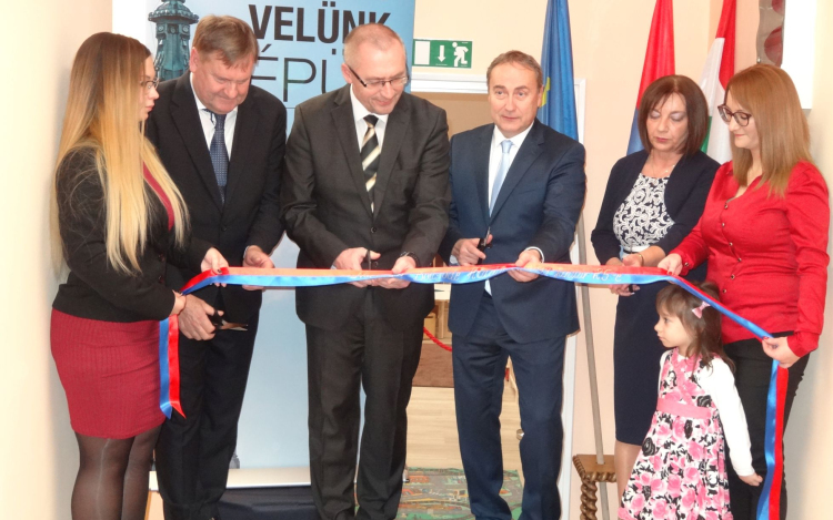 Átadták a megújult Napsugár Bölcsődét