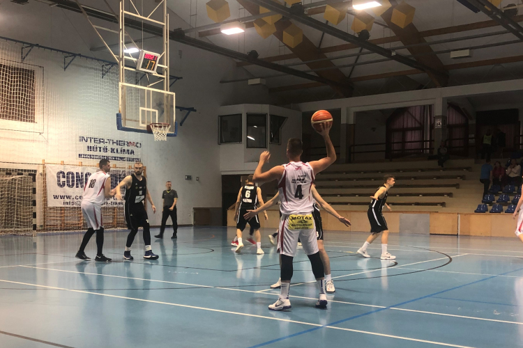 Kettős győzelem a rájátszásban - Az ötödik helyért küzdhet a Pápa