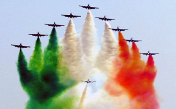 Hátrányos helyzetű családok a kecskeméti repülőnapon