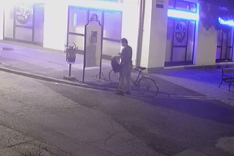 Rongálás elkövetőjét keresi a rendőrség