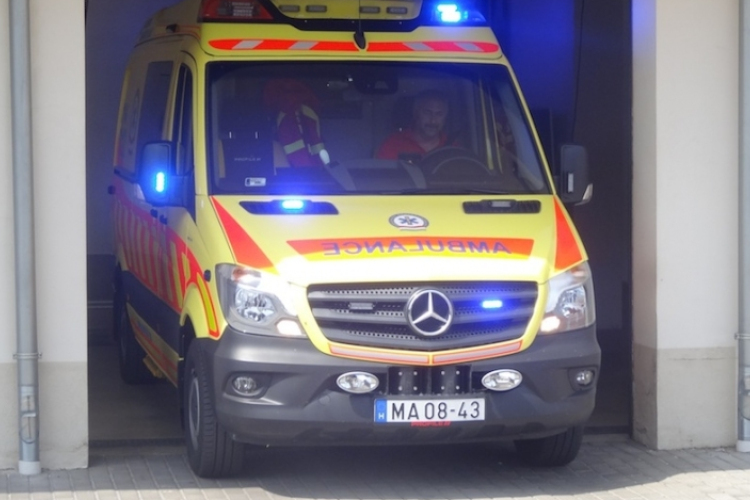 Baleset Marcaltő és Ihász között