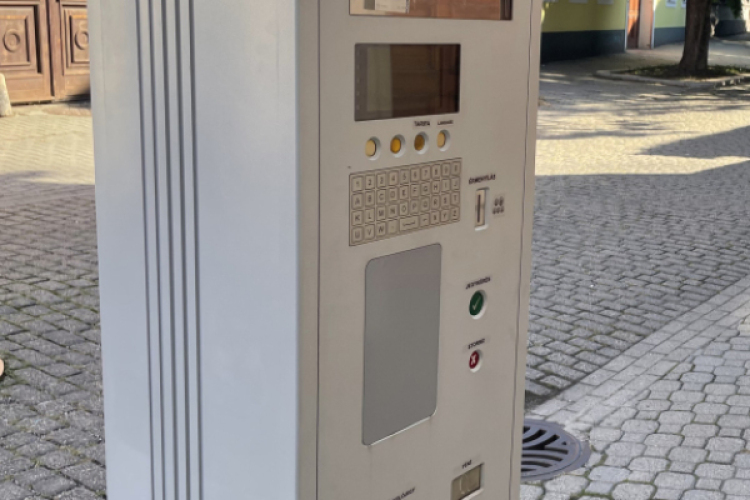 Fizető parkolás: Az első egy óra ingyenességét javasolják a Pápai Polgárok