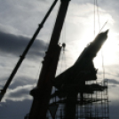 MiG-21 Emlékmű - Pápa - A gép emelése