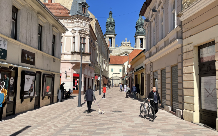 Drámaian csökken Pápa lakosságszáma