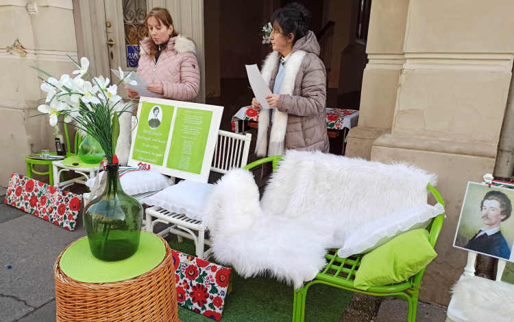 Pápán a »Pilvax«