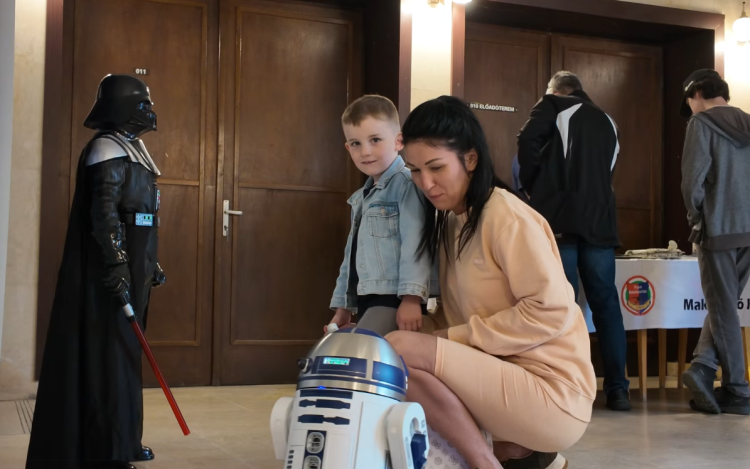 Darth Vader, R2-D2 és a többiek a Huszár Közösségi Házban