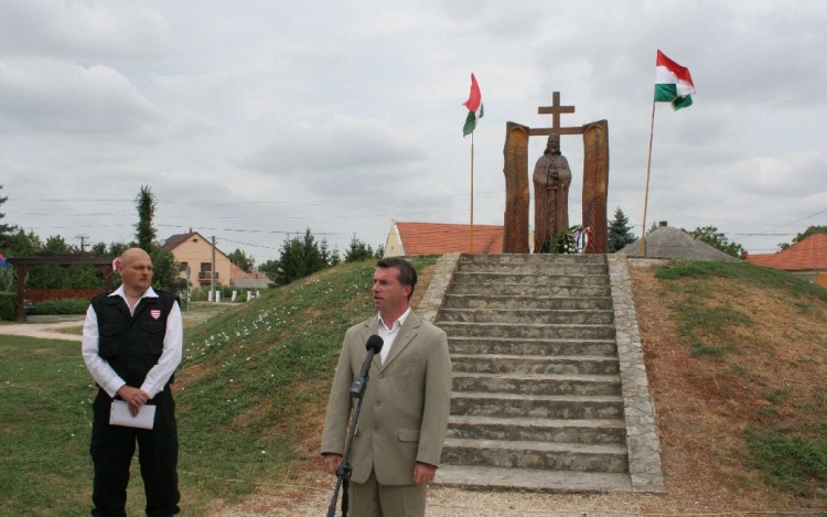Szent Istvánra emlékezett a Jobbik