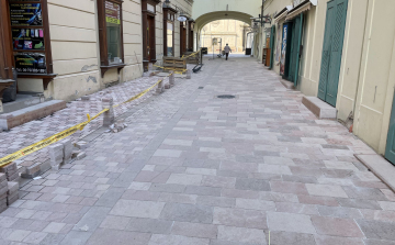 Így áll jelenleg a Kossuth utca megújítása