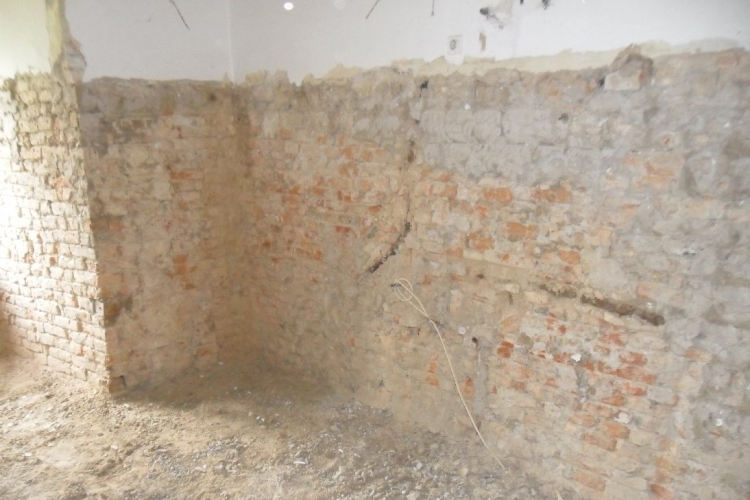 Folyik az Esterházy-kastély felújítása