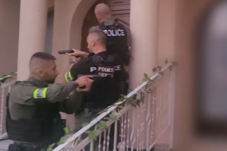 Emberkereskedelem és kényszermunka - Újra Pápán csaptak le a kommandósok - Videó