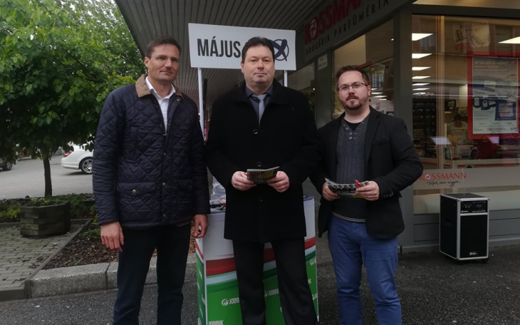 Gyöngyösi Márton Pápán: Sohasem volt még ekkora tétje a választásoknak