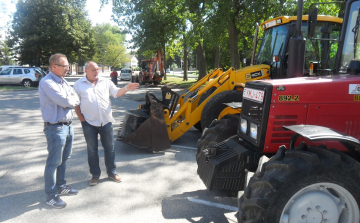 Évtizedek óta nem látott gépbeszerzés a Városgondnokságnál