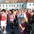 Felavatták a korsós lányt ábrázoló szobrot
