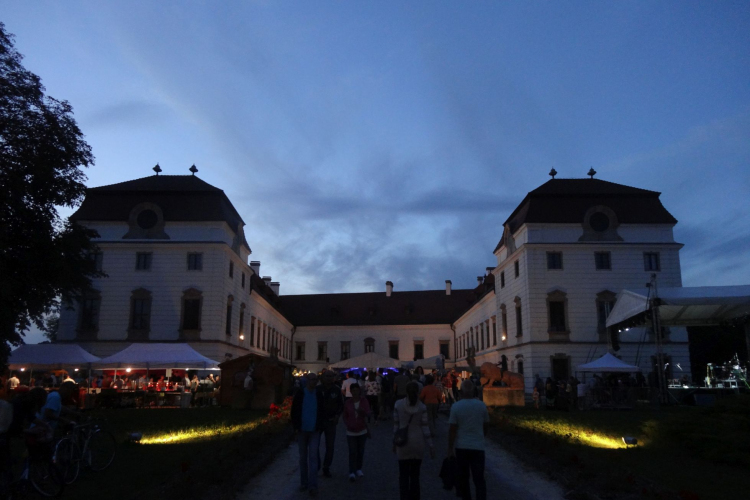 Pápai Csülök Cicege és Bor Fesztivál - Vasárnap - Anna And The Barbies