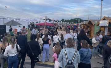 Sokan kiakadtak a szervezőkre, amiért már kora délután bezárták az Expo kapuit