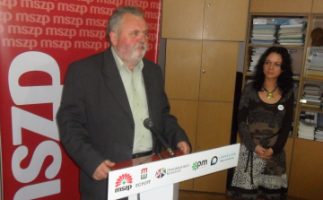 Szabó Tímea Pápán: Aki változást akar, szavazzon a Kormányváltókra