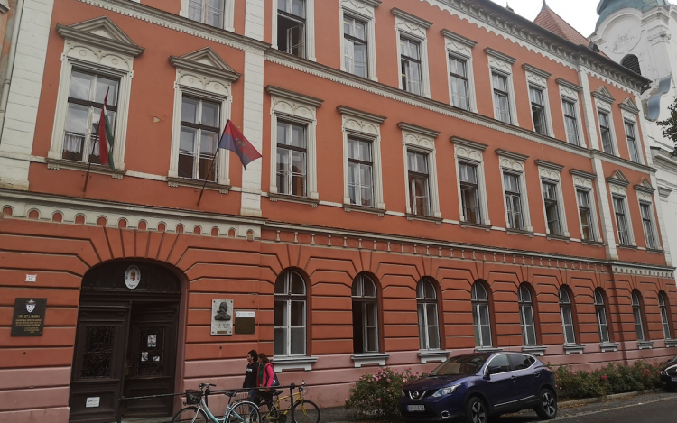 Öt fertőzött diákot azonosítottak a Türr Gimnáziumban