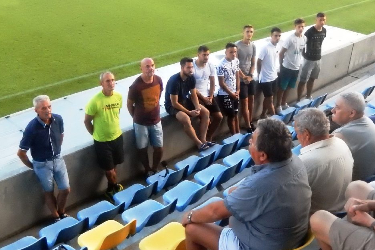 Sokra hivatott csapat épül Pápán - Szurkolói ankétot tartottak