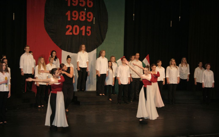 Senki sem tudta a magyar szabadságharc eszméjét koporsóba zárni