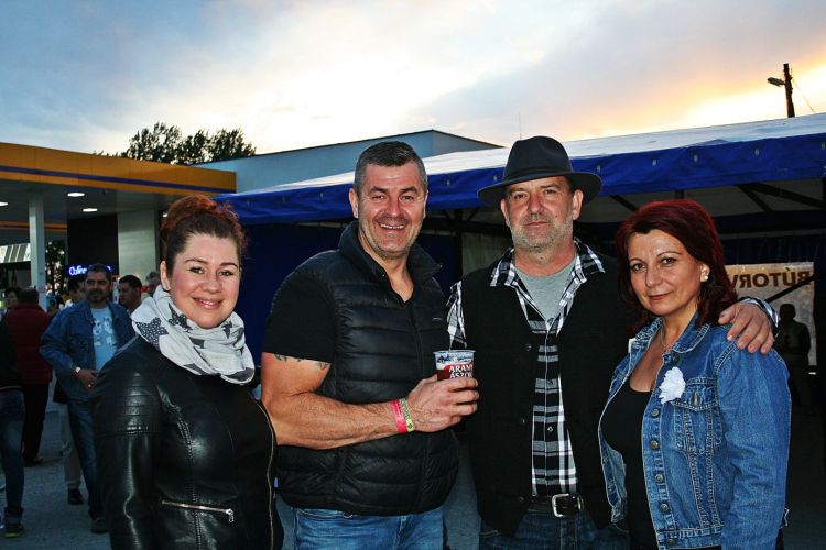 Ismerős Arcok Koncert - Pápa - 2017