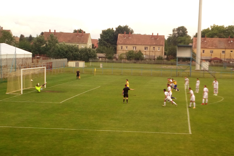 Győzelemmel búcsúzott a hazai közönségtől a Perutz