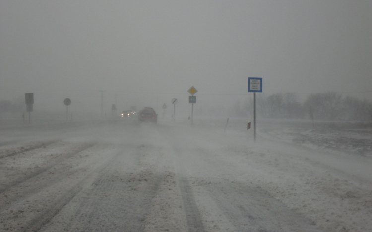 Hófúvás: Senki ne induljon útnak!