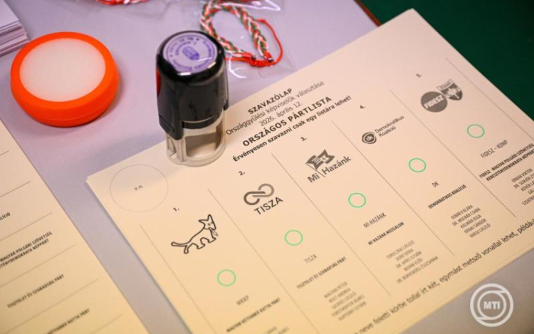 Továbbra is rekordmagas a részvétel