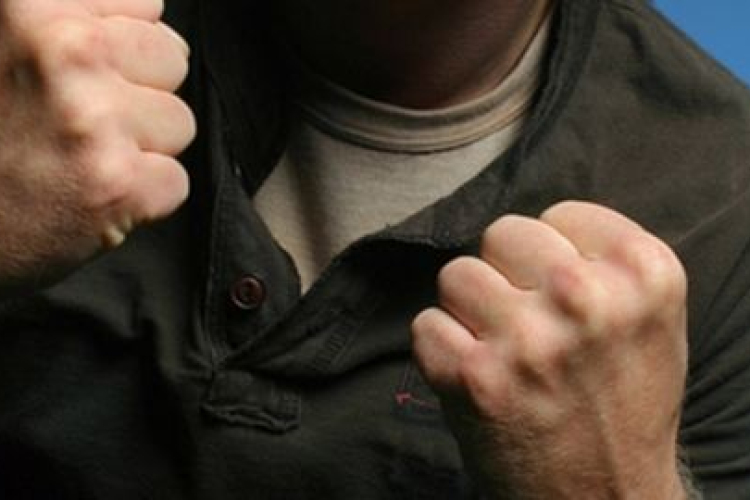 Rövidnadrág volt az anyákon, ezért meglincseltek két francia családot!