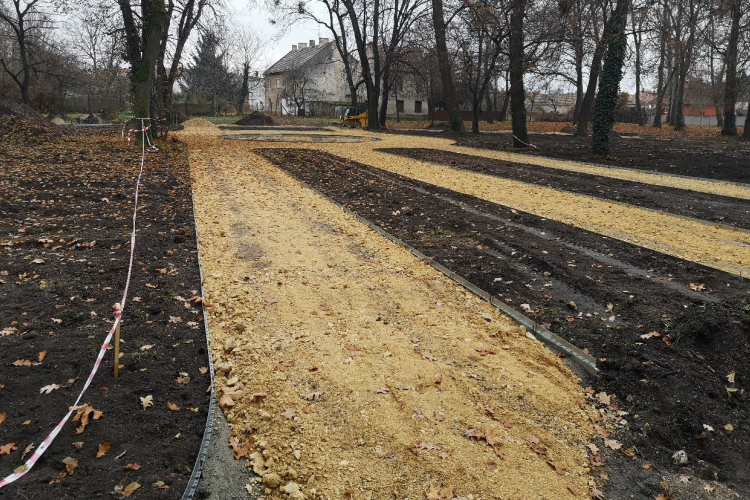 Rá se ismerne az Erzsébet ligetre! - Zajlik a belváros parkjainak a megújítása