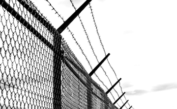 Illegális bevándorlás - Manfred Weber: Készen kell állni a kerítések építésére