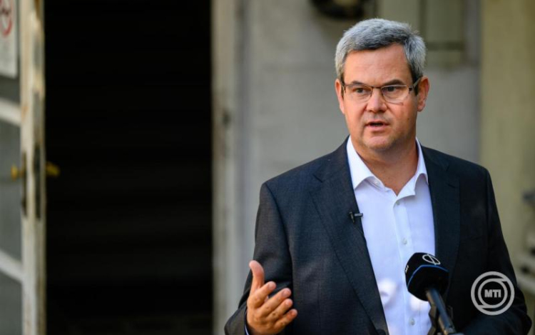 A 24.hu szerint Takács Pétert indíthatja a Fidesz Pápán