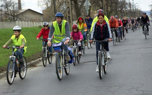 Kerékpárosok figyelem!