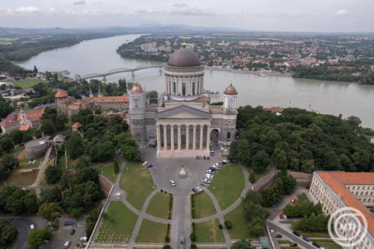 Pünkösd - A szentlélek eljövetelét ünneplik vasárnap a keresztények