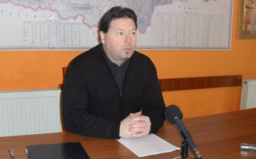 Jobbikos vizsgálat a pápai hússal kapcsolatban