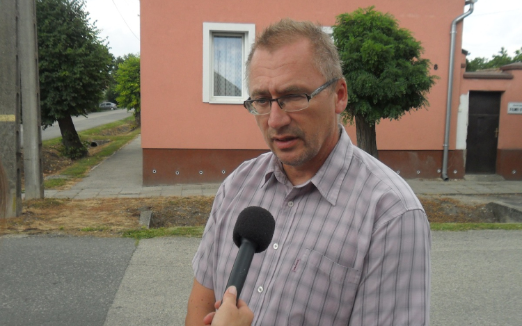 A Fiumei utcában folytatják a járdaépítést