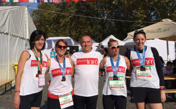 Szép volt csajok! Remek eredményt értek el a pápai Szuperinfó csapatai a Spar Budapest Maratonon