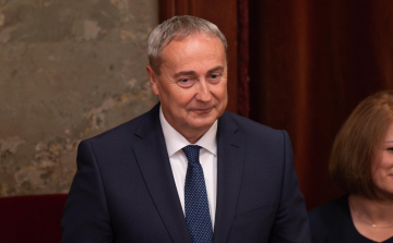 Dr. Kovács Zoltán:  Továbbra is legjobb tudásom szerint a Hazámat szolgálom!