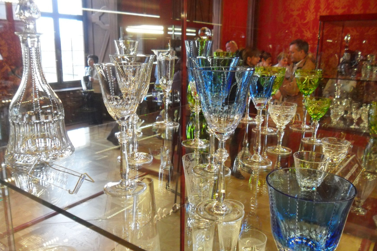 Ragyogó kiállítás nyílt a pápai Esterházy-kastélyban