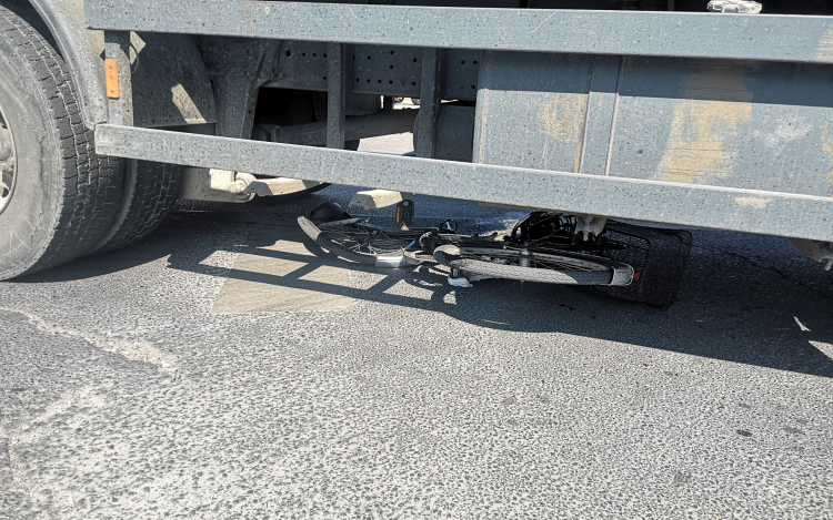 Baleset a Budai Nagy Antal utcán, gyalogátkelőhelyen gázoltak el egy idős hölgyet