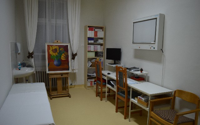 Új belgyógyászati rendelőket adtak át a kórházban