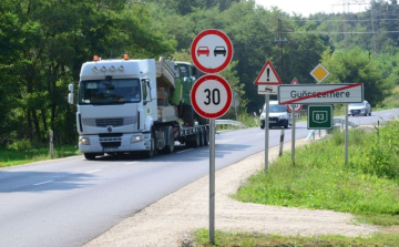 Mikor szedik be végre a 30-as táblákat Győrszemerén?