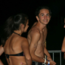 Éjszakai Fürdőzés a pápai Várkertfürdőben