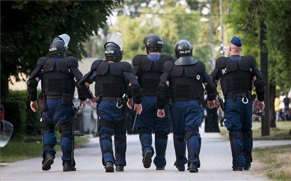 Pápa-Hali: Fokozott rendőri ellenőrzés